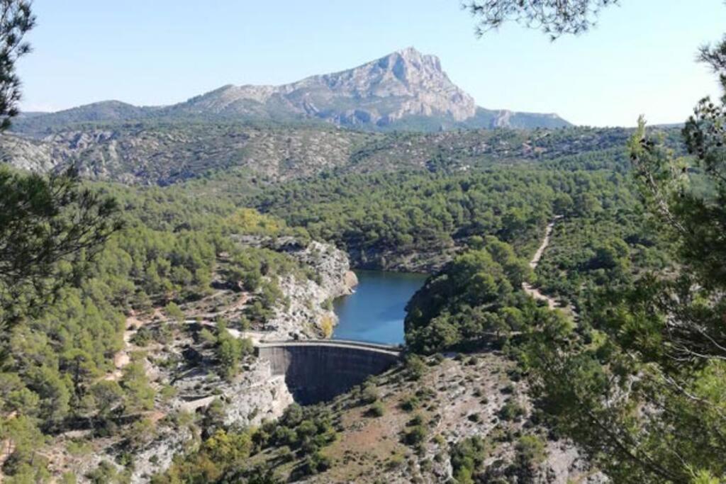 Maison + Piscine A 10 Min D'Aix En Pce Meyreuil Luaran gambar